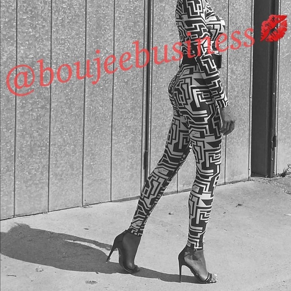 H&M Patterned Leggings - Picture 4 of 8